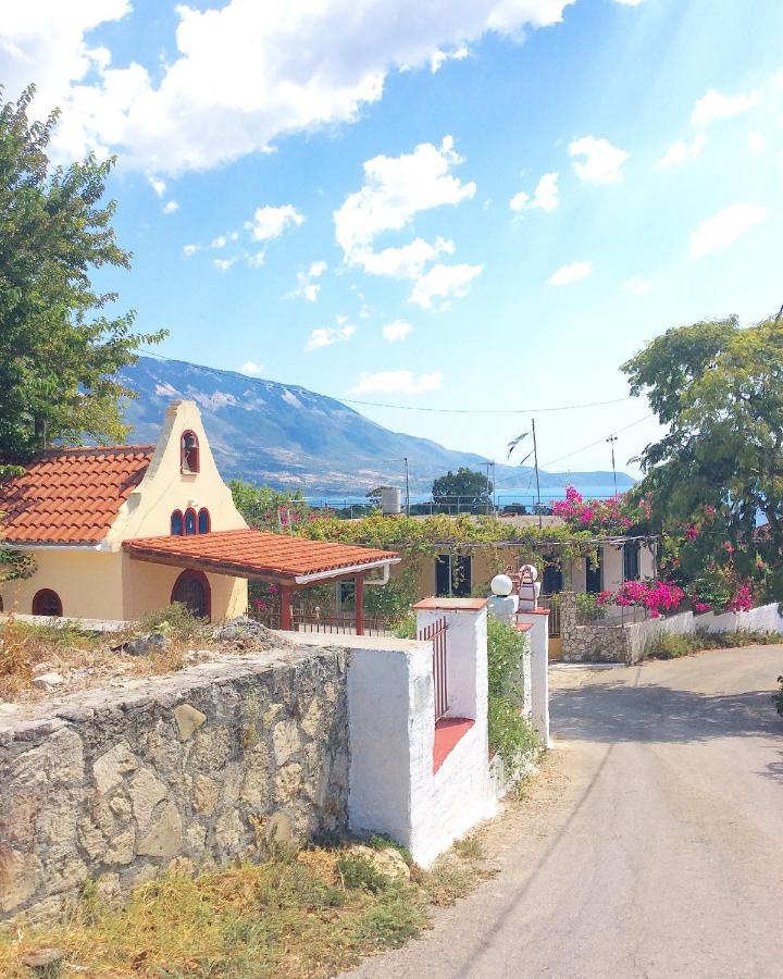 Kefalonia Apartments - Marias Studios - 2 Bedroom Apartment In Orchard, Spartia Exterior photo