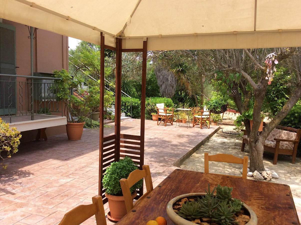 Kefalonia Apartments - Marias Studios - 2 Bedroom Apartment In Orchard, Spartia Exterior photo